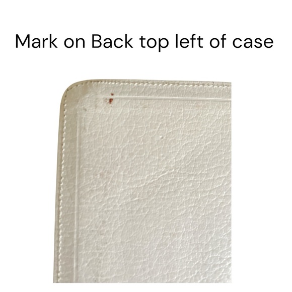 Holy Bible with Concordance in white zipped case Kings James version. - Picture 14 of 16